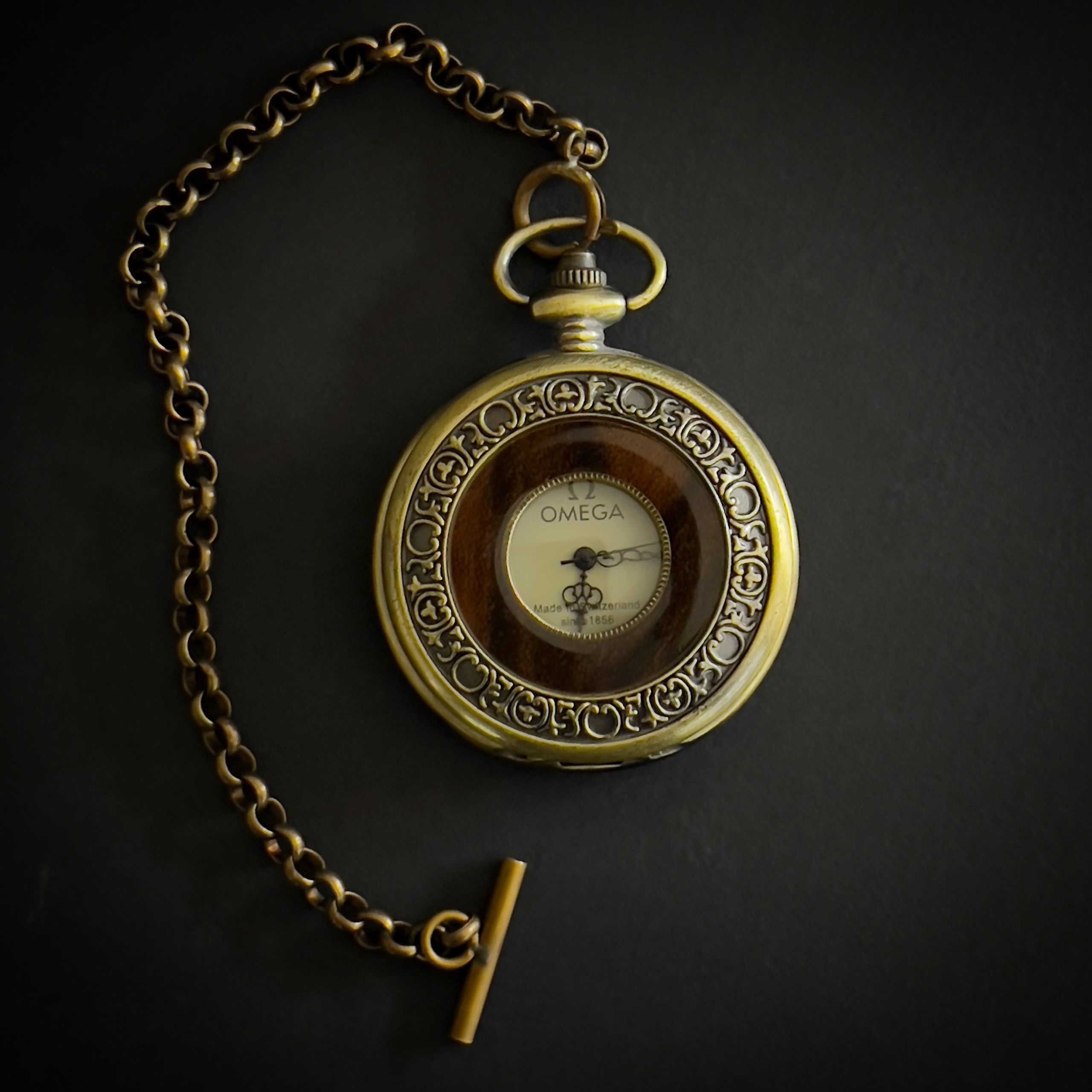 ساعت جیبی کوک زنجیردار برنزی و طرح چوب-OMEGA