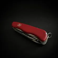 VICTORINOX