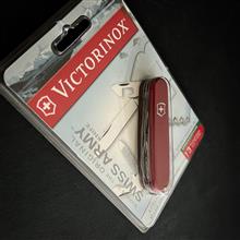 VICTORINOX