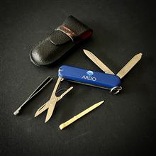 VICTORINOX