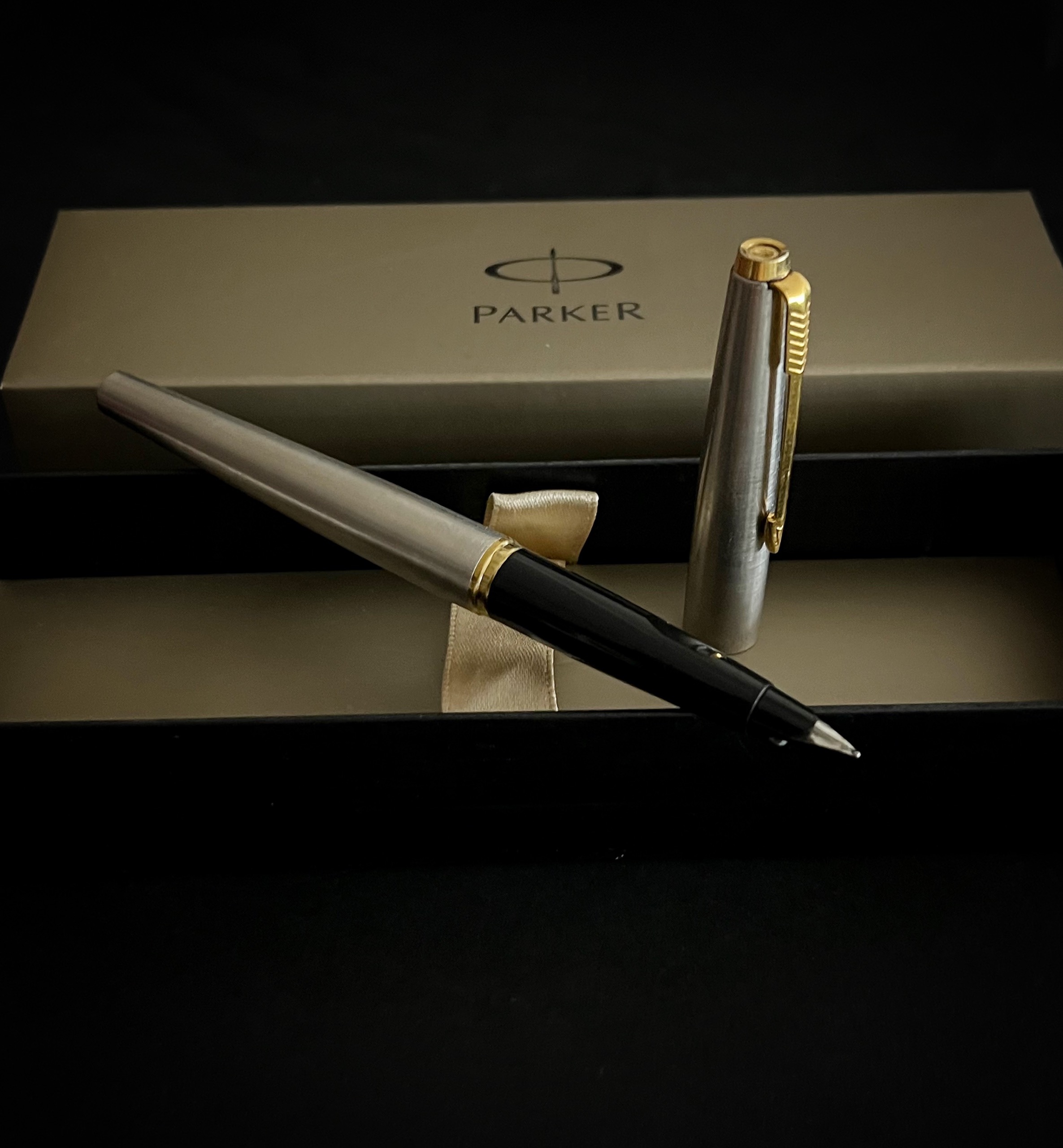 Parker 45 خودنویس پارکر معروف و قدیمی انگلیسی