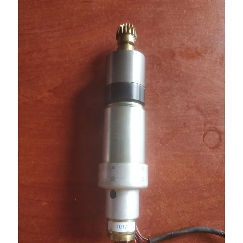موتور گیربکس Faulhaber 3557K024C اصل المان