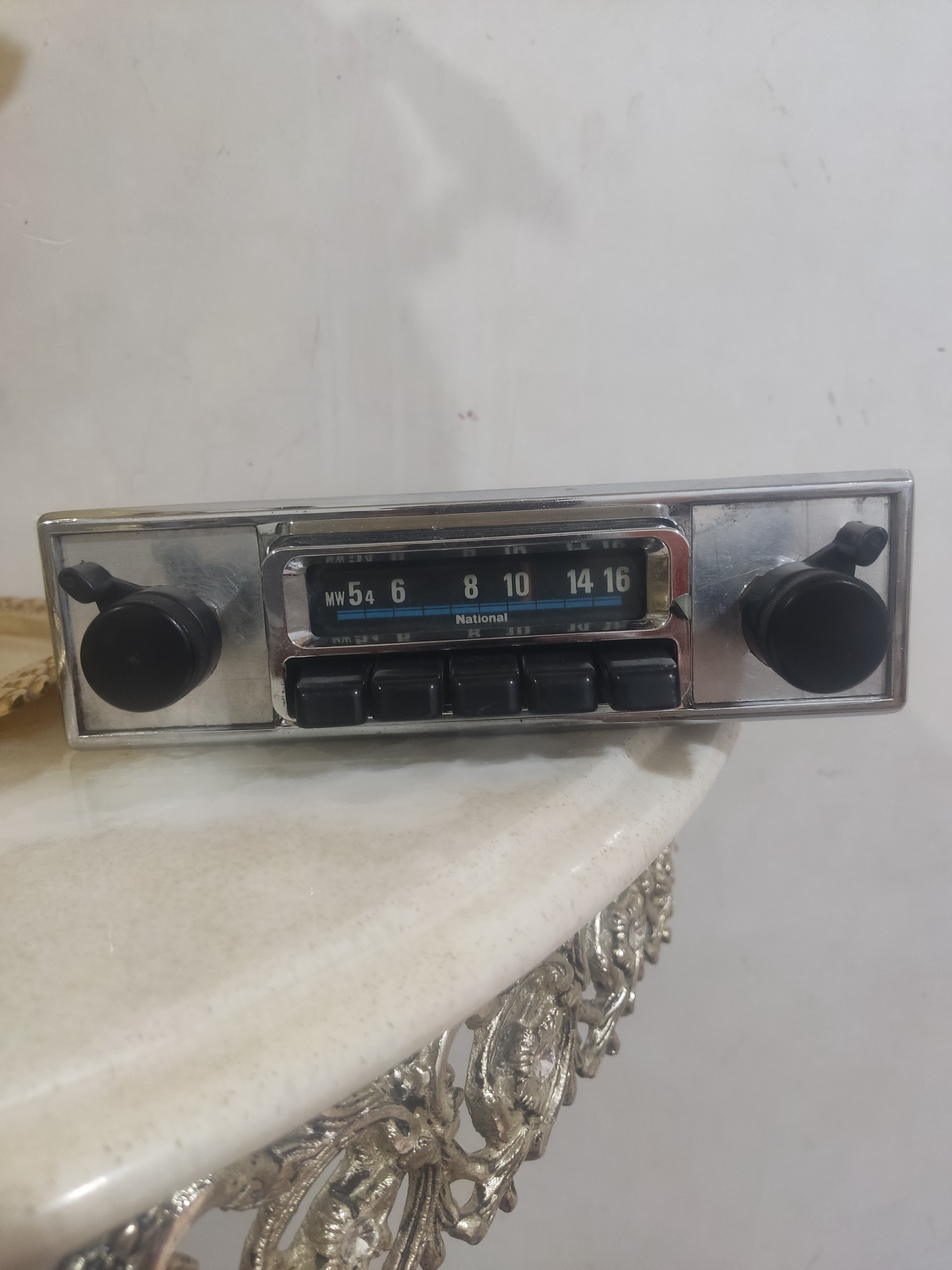 رادیو خودرو قدیمی ناسیونال