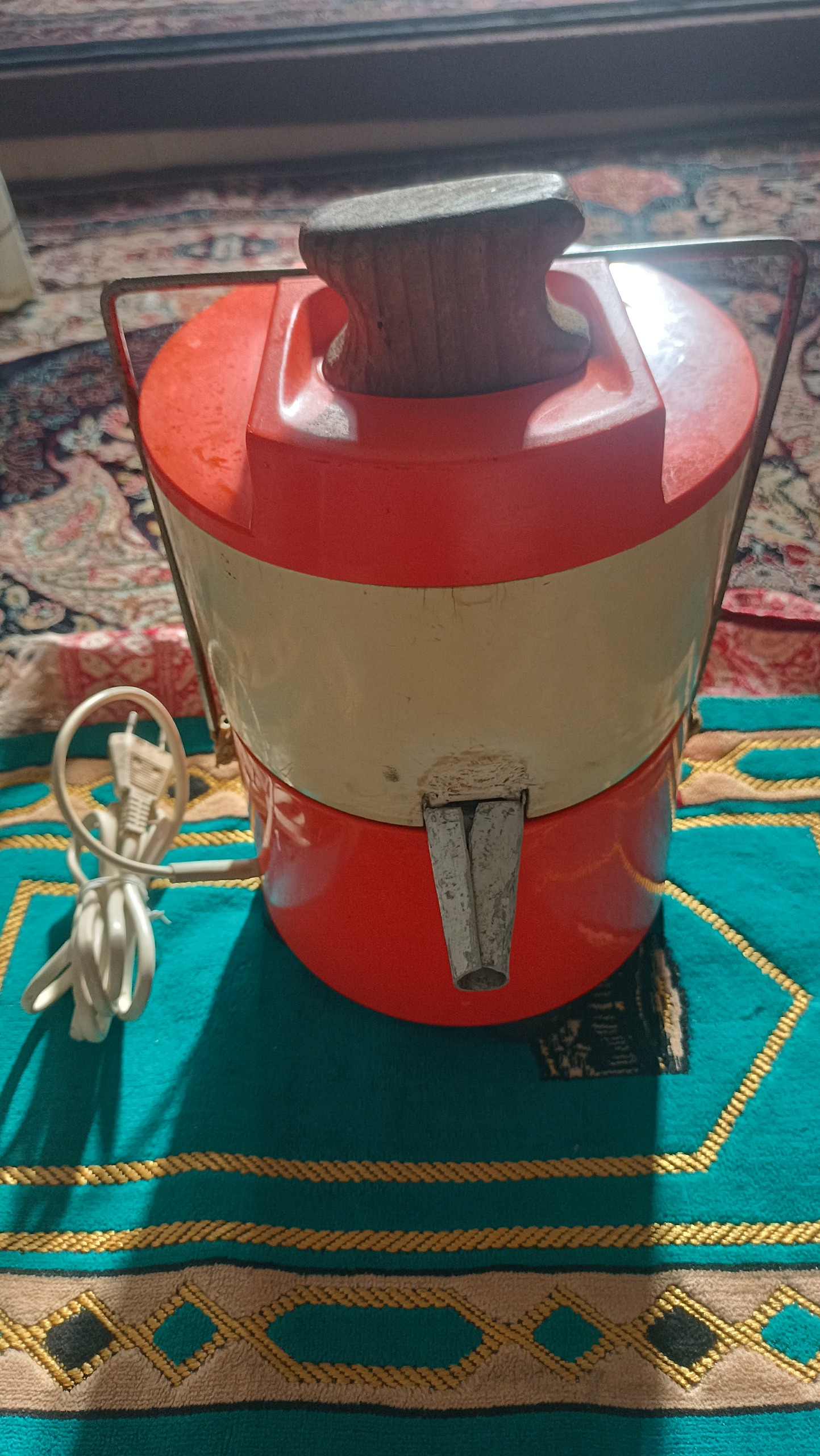 آب میوه گیره کلاسیک سالم کارمیکنه