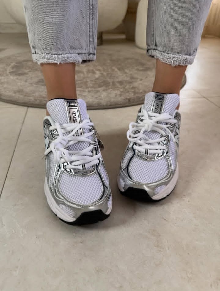 2000 کتونی نیوبالانس زنانه مدل newbalance 740