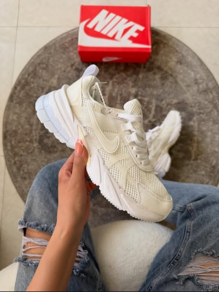 2007 نایک وی تو مدل nike v2k run
