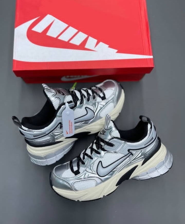 2178 کفش کتونی ورزشی نایک Nike Zoom Vomero 5