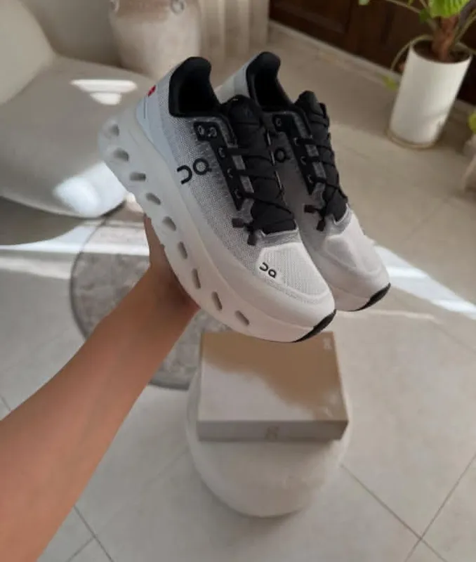 2184 کفش کتونی ورزشی آن رانینگ on running