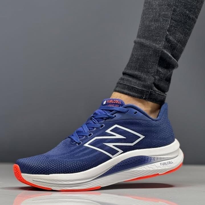 2305 کفش کتونی ورزشی نیوبالانس New Balance