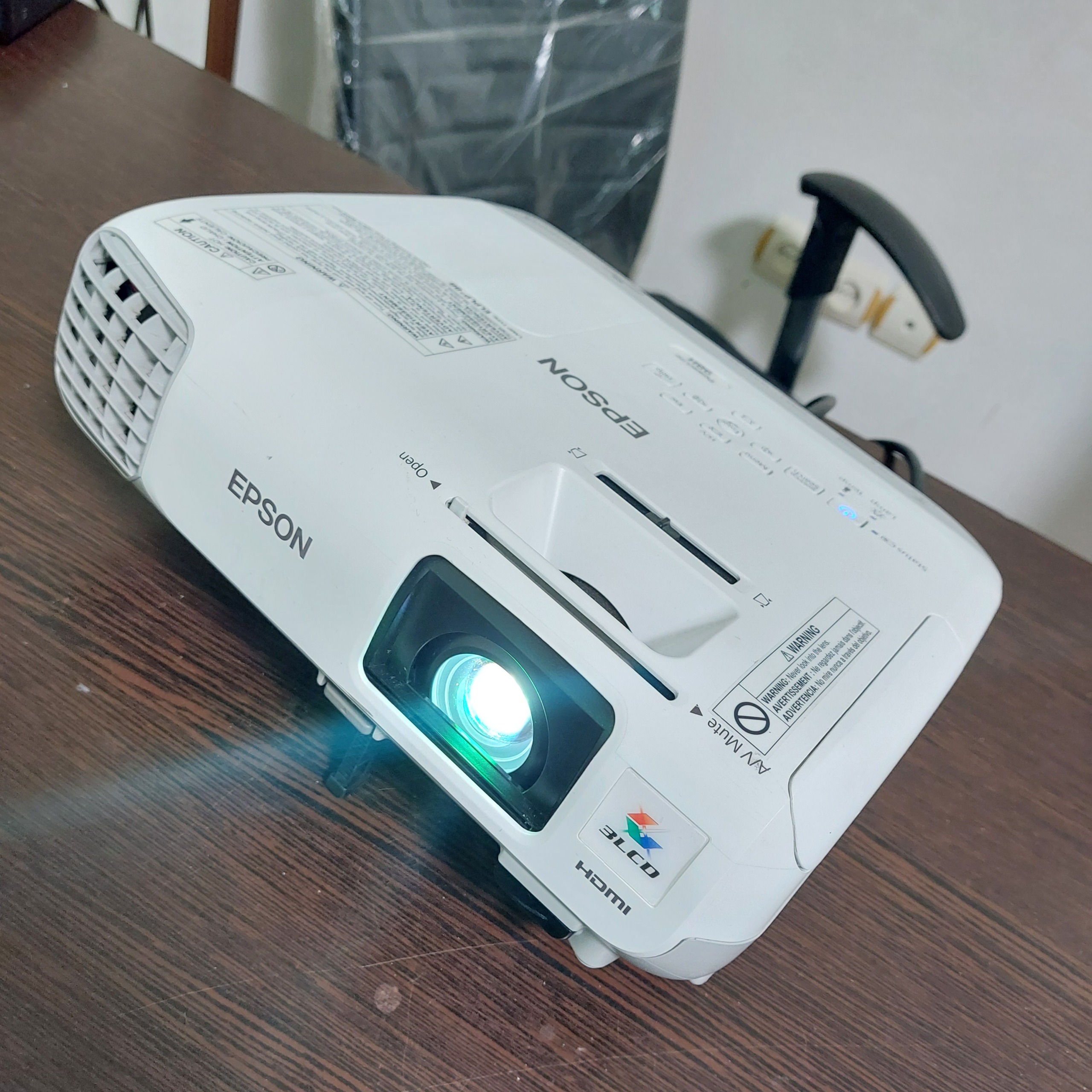 ویدیو پروژکتور اپسون
