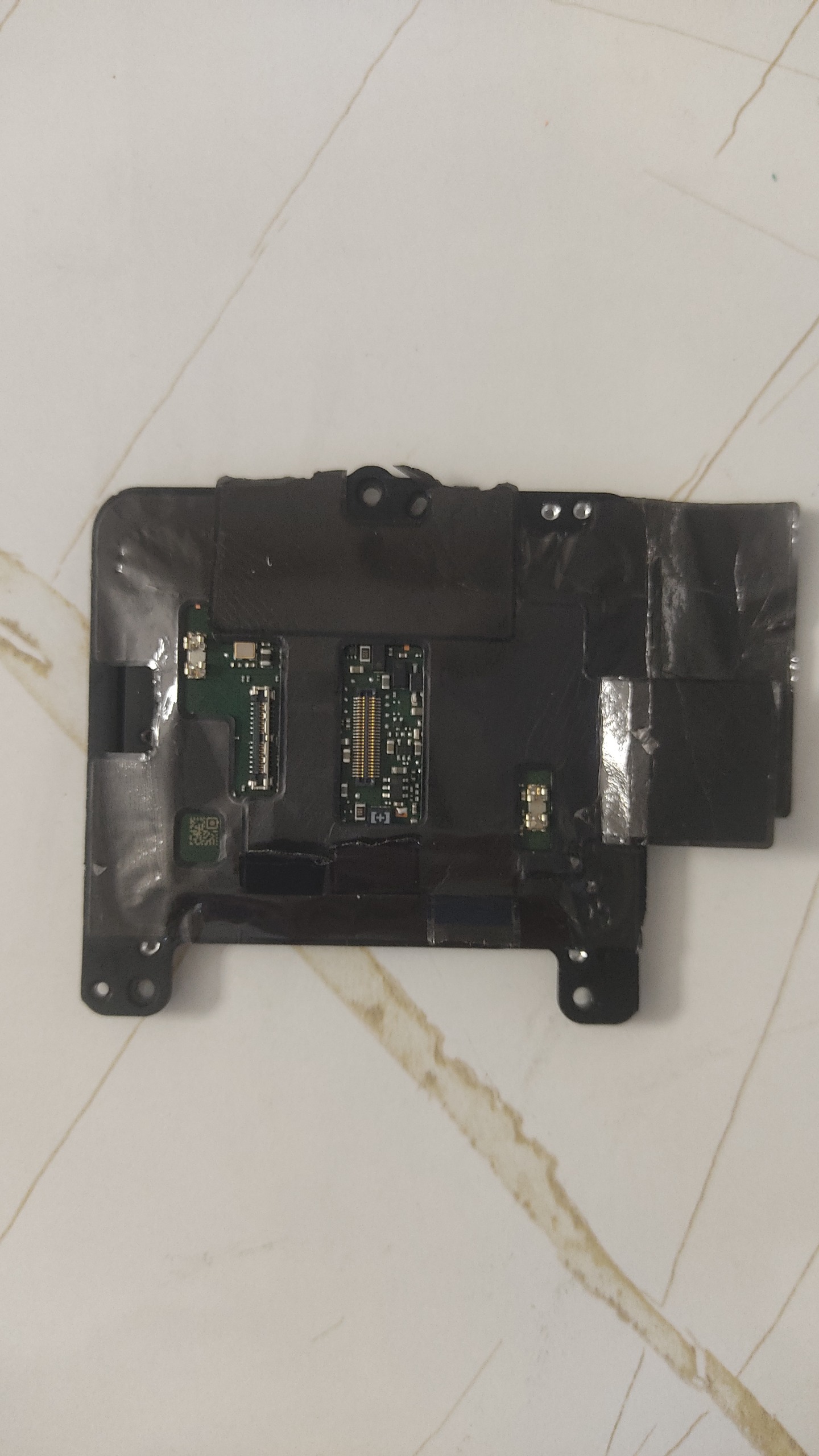 سنسور فول فریم دوربین نیکون D750