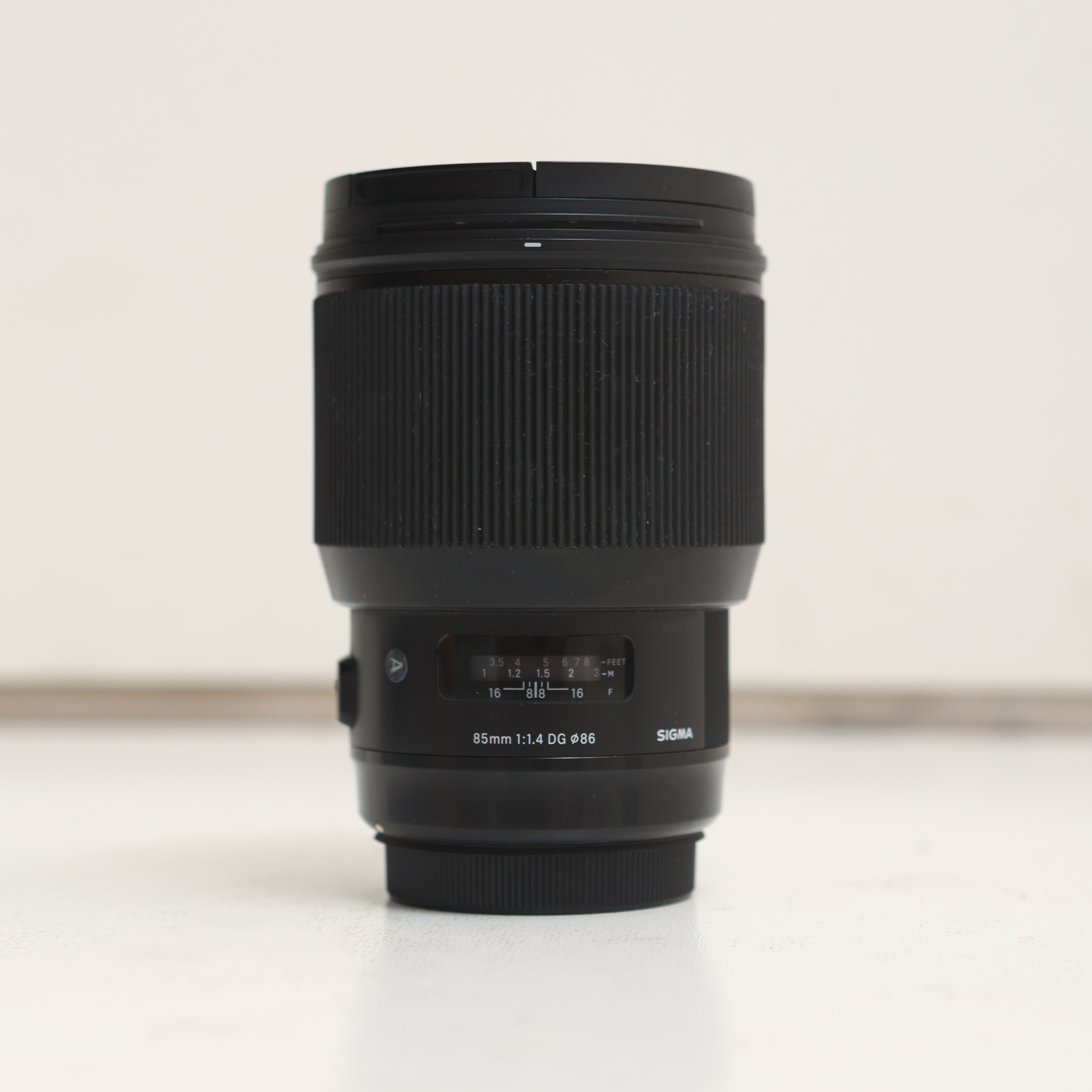 لنز سیگما مانت کانن sigma 85mm f1.4