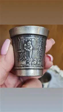 دست