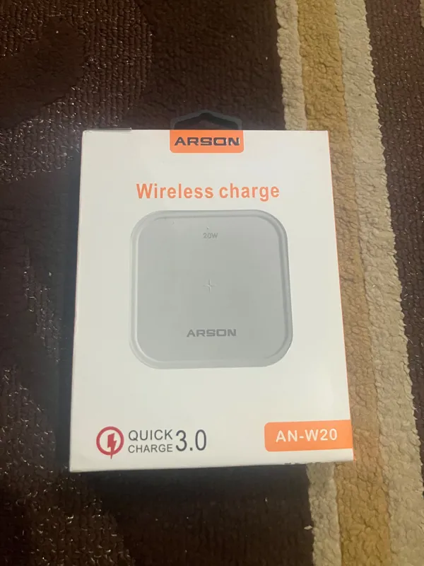 دستگاه شارژ موبایل بشکل بی سیم