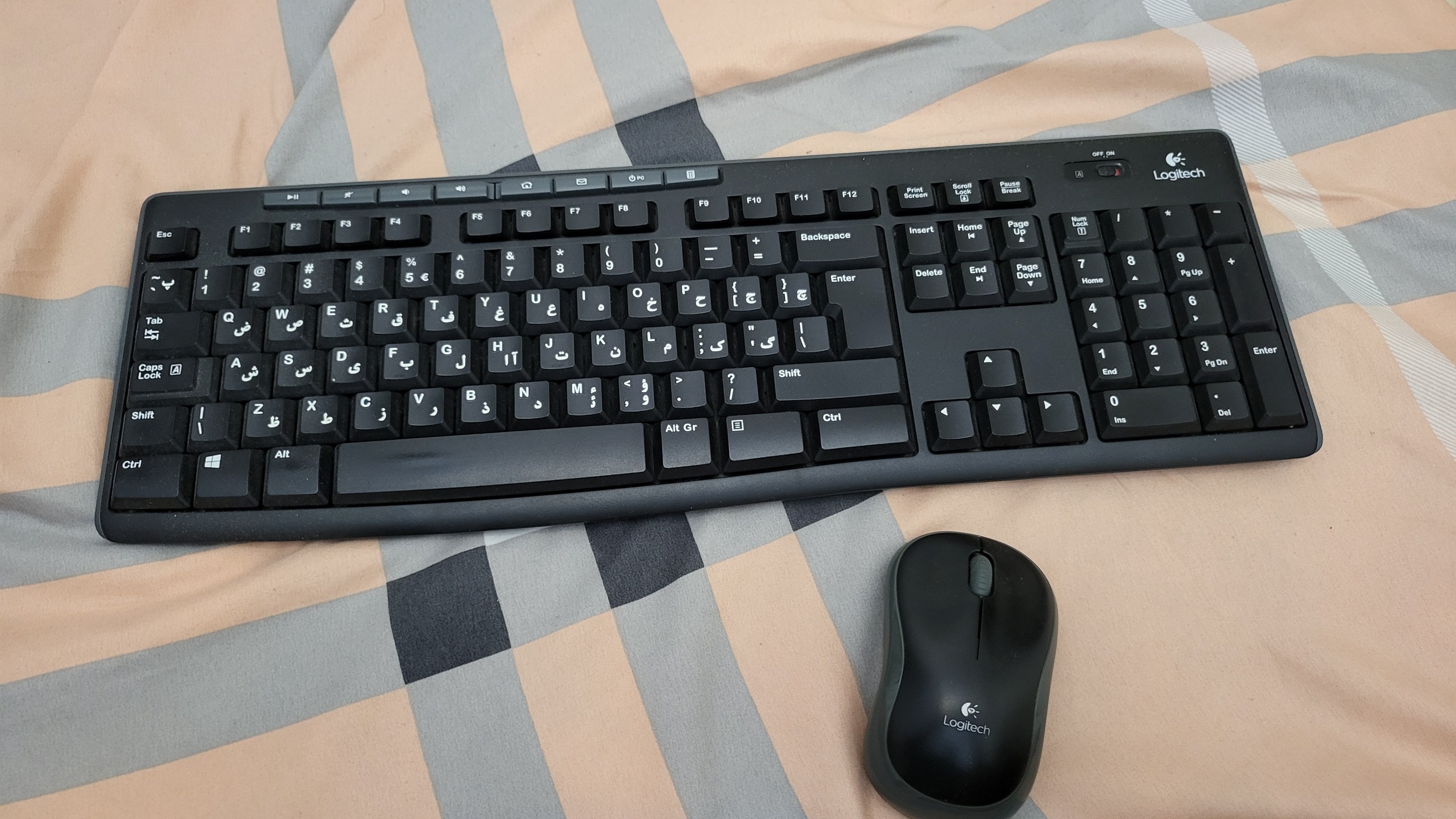 ماوس و کیبرد MK270