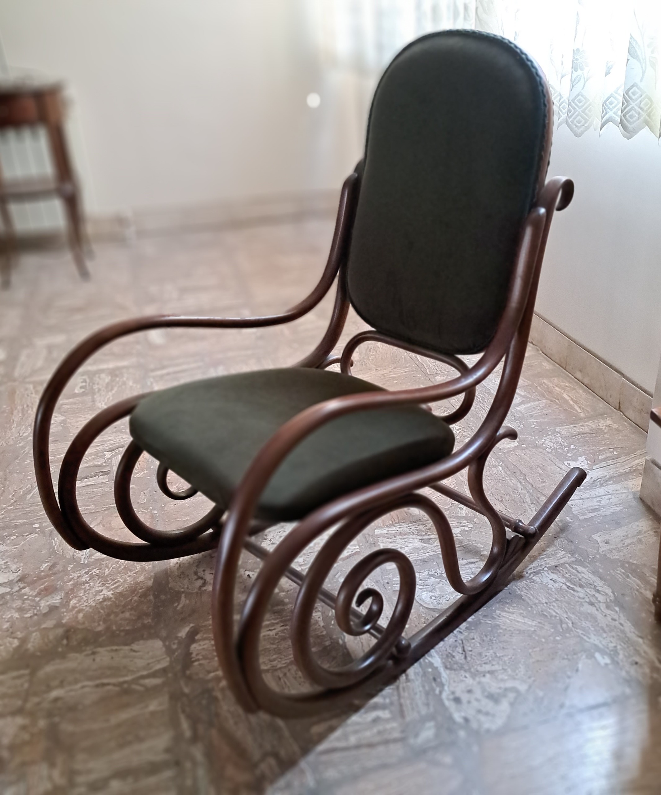صندلی راک مدل لهستانی