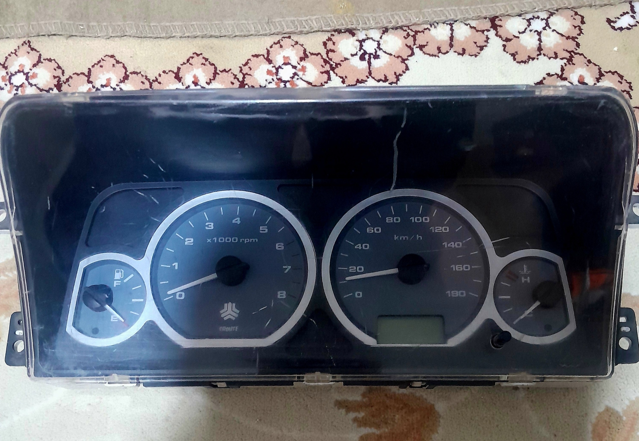 کیلومترپراید132 دوگانه کارخانه