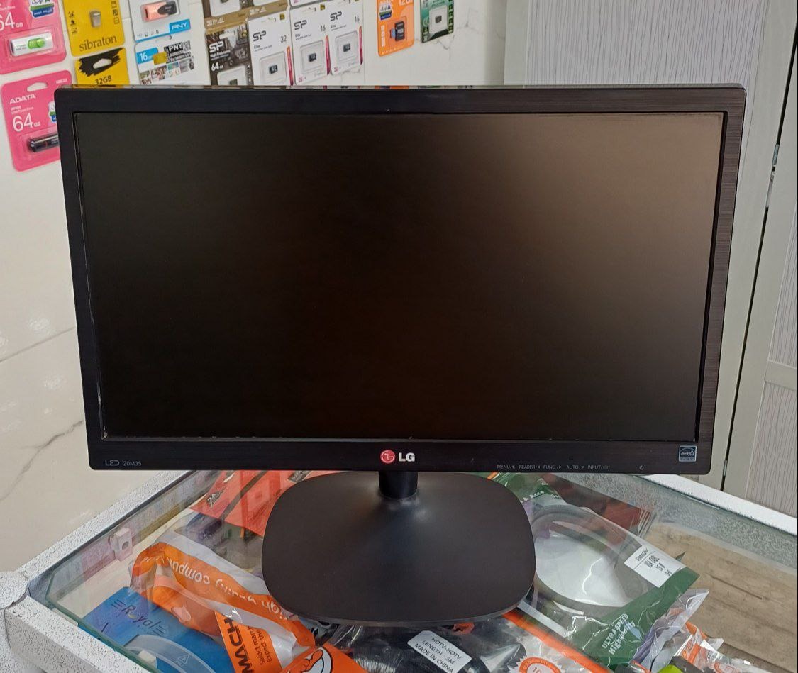 مانیتور LG دست دوم