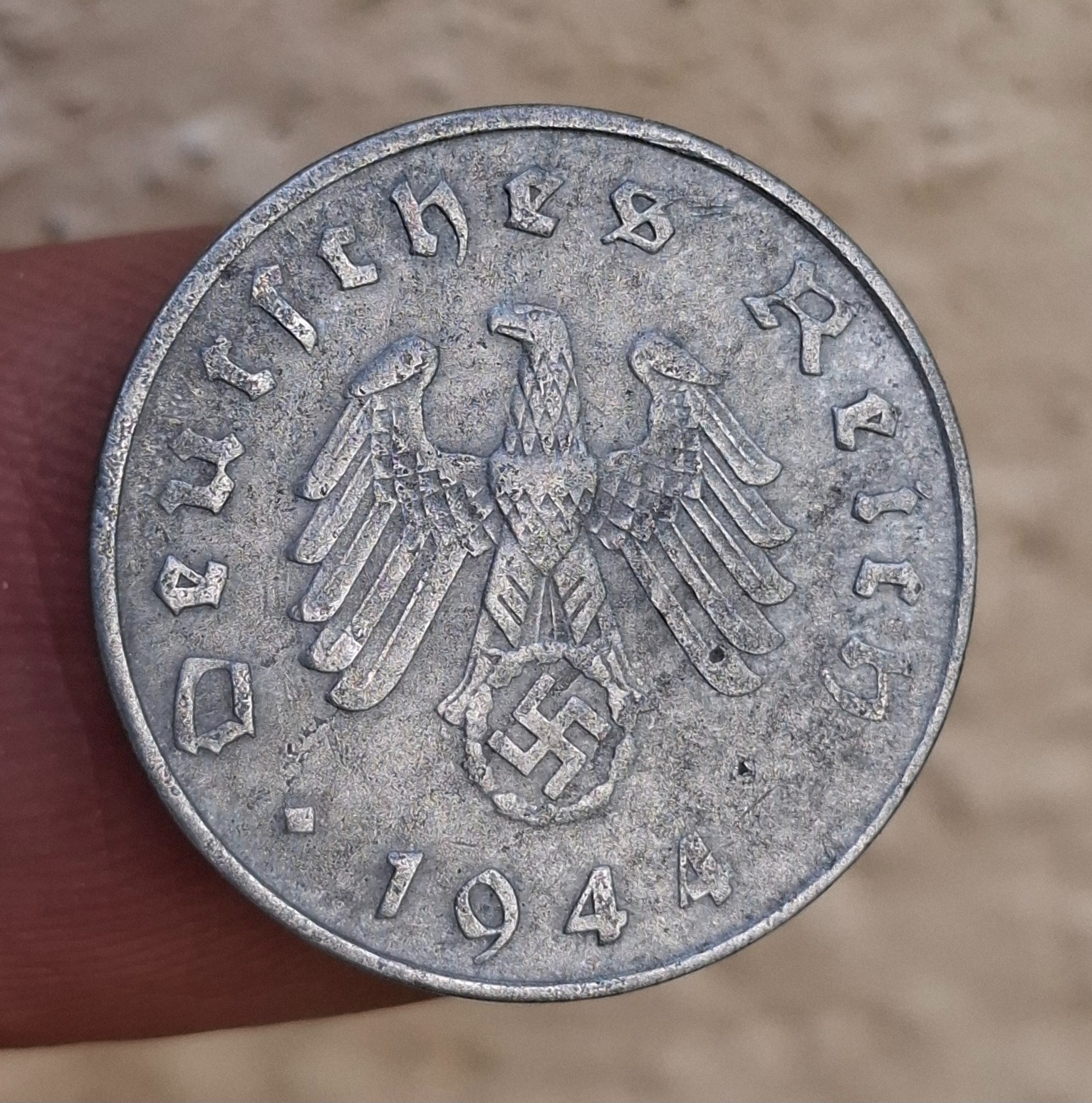 سکه 10 فنیگ آلمان نازی دوره هیتلر و رایش 1944