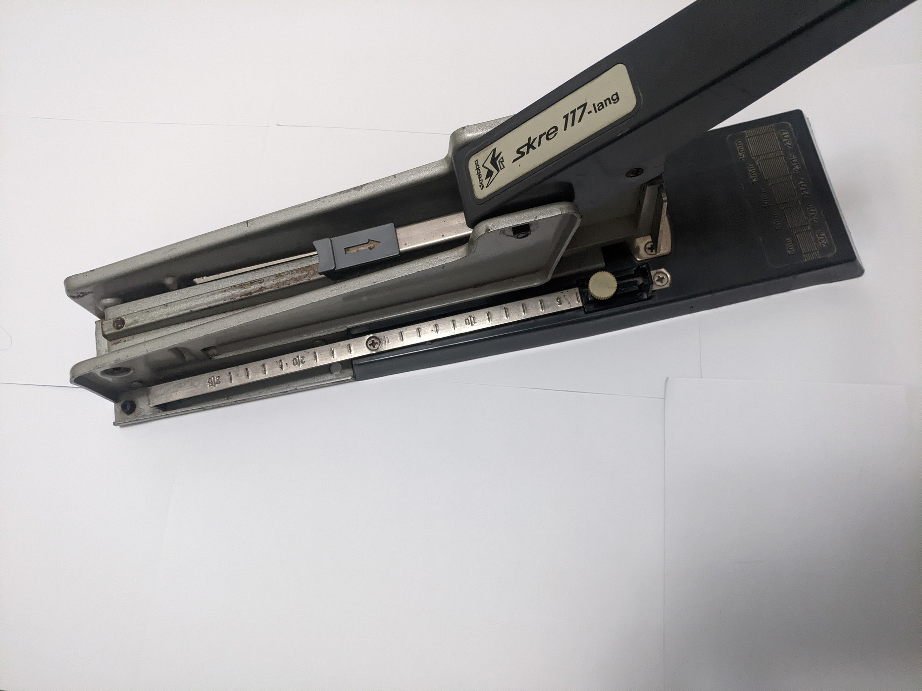 منگنه وسط زن اسکربا مدل 117 Skre