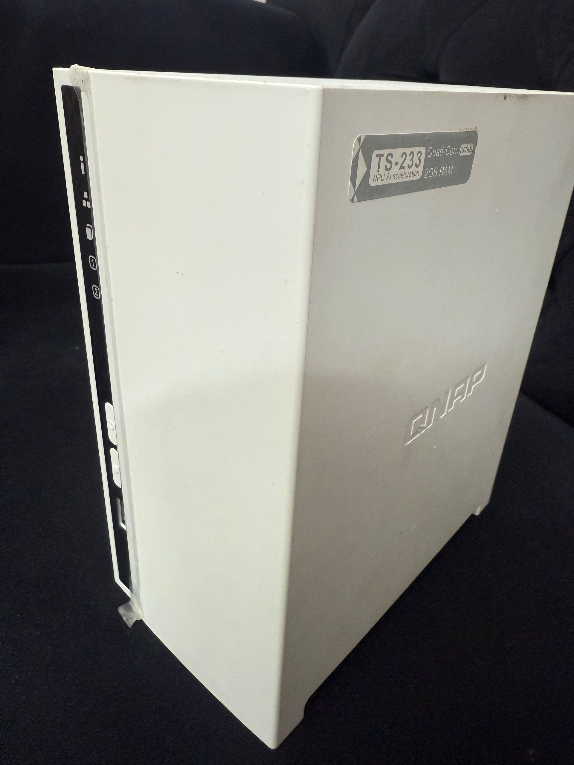ذخیره ساز تحت شبکه (NAS) کیونپ مدل TS-233