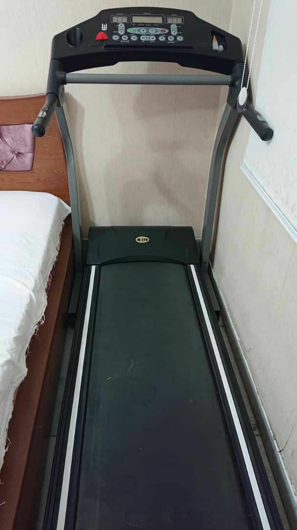 تردمیل حرفه ای وکتو