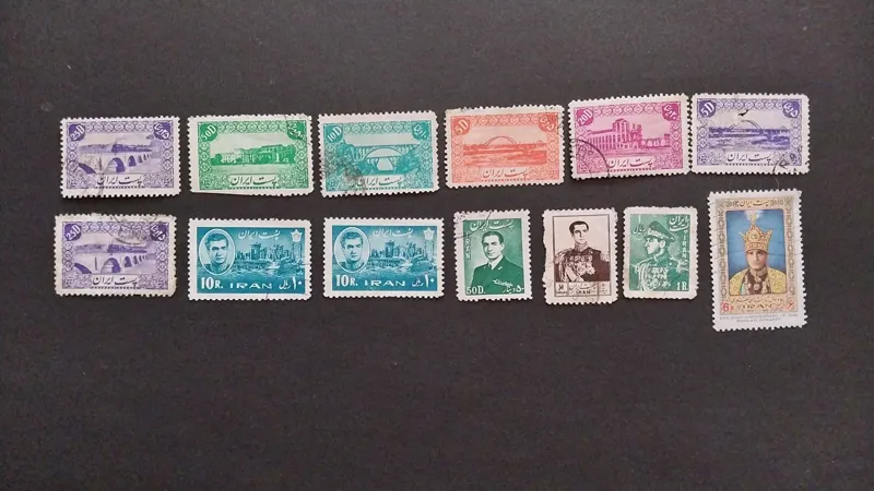 تعدادی تمبر پستی باطل مطابق تصاویر