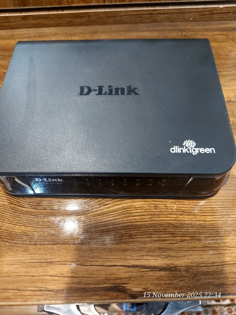 سوئیچ دی لینک 16 تایی