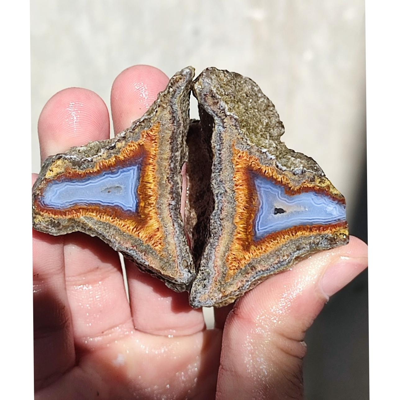 عقیق مویی خورشیدی