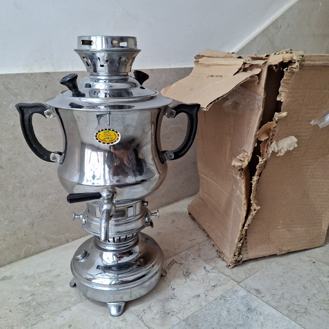 سماور نفتی قدیمی استفاده نشده مدل خاص