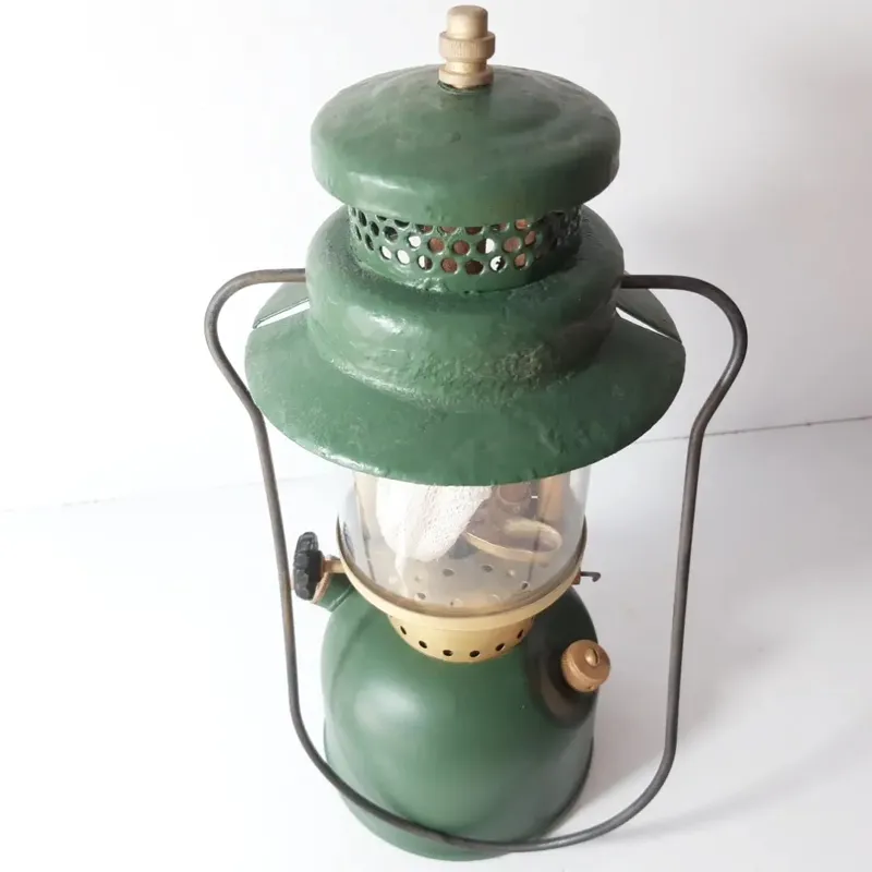 چراغ زنبوری کوچک کلمن