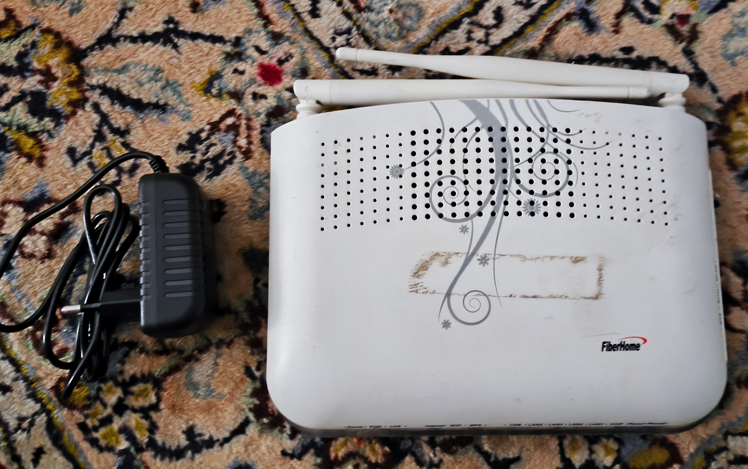 مودم فیبرنوری فایبرهوم AN5506-04-FS