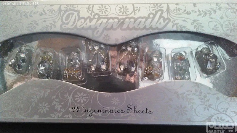 ناخن مصنوعی نگین دار برجسته