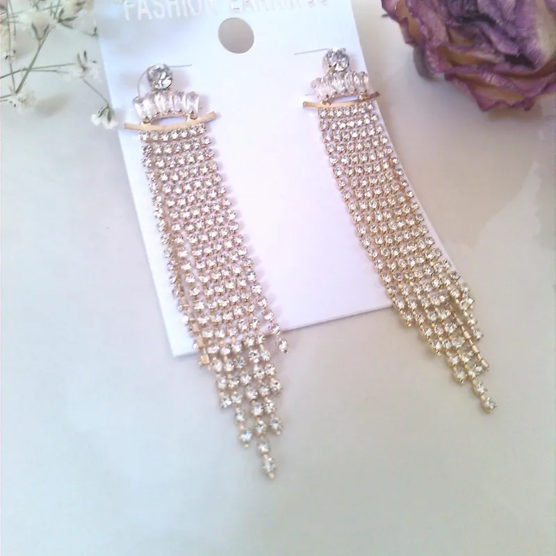 مزایده گوشواره نگین دار مجلسی ///