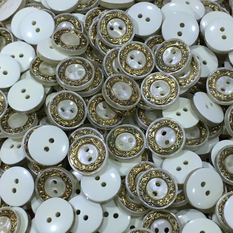 مزایده پک دکمه و تکه دوزی و زیپ