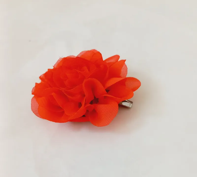 مزایده 2 عدد گیره طرح گل