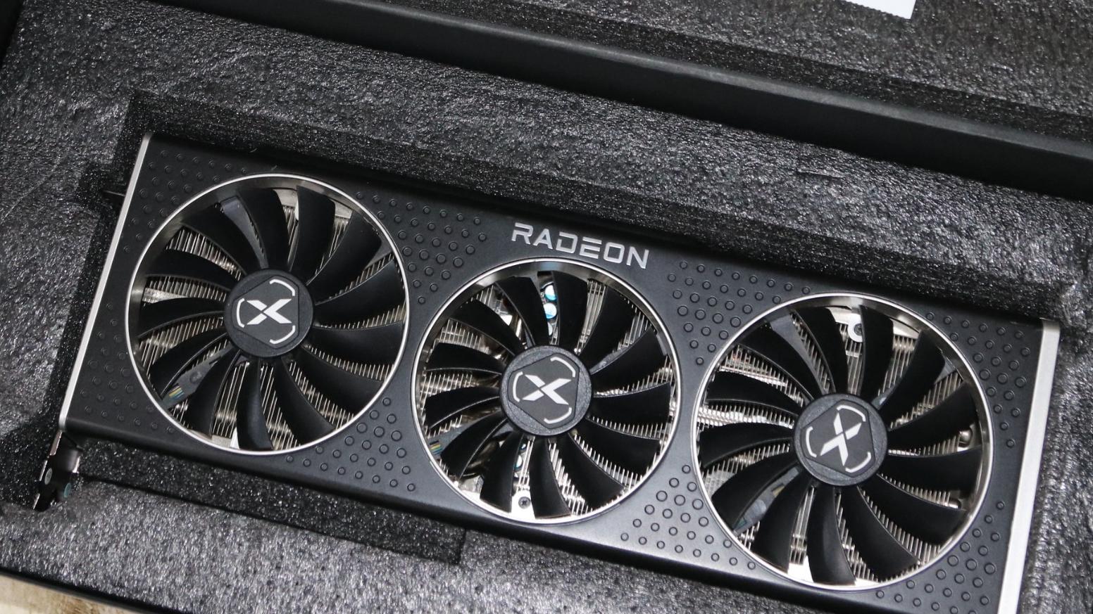 کارت گرافیک merc black 6800xt