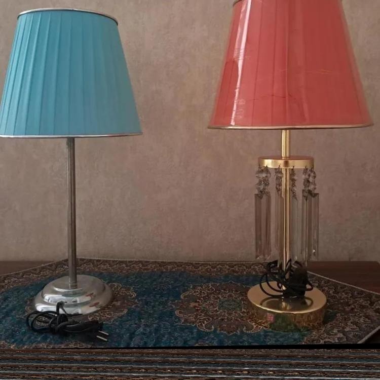 2 تا آباژور رومیزی آکبند
