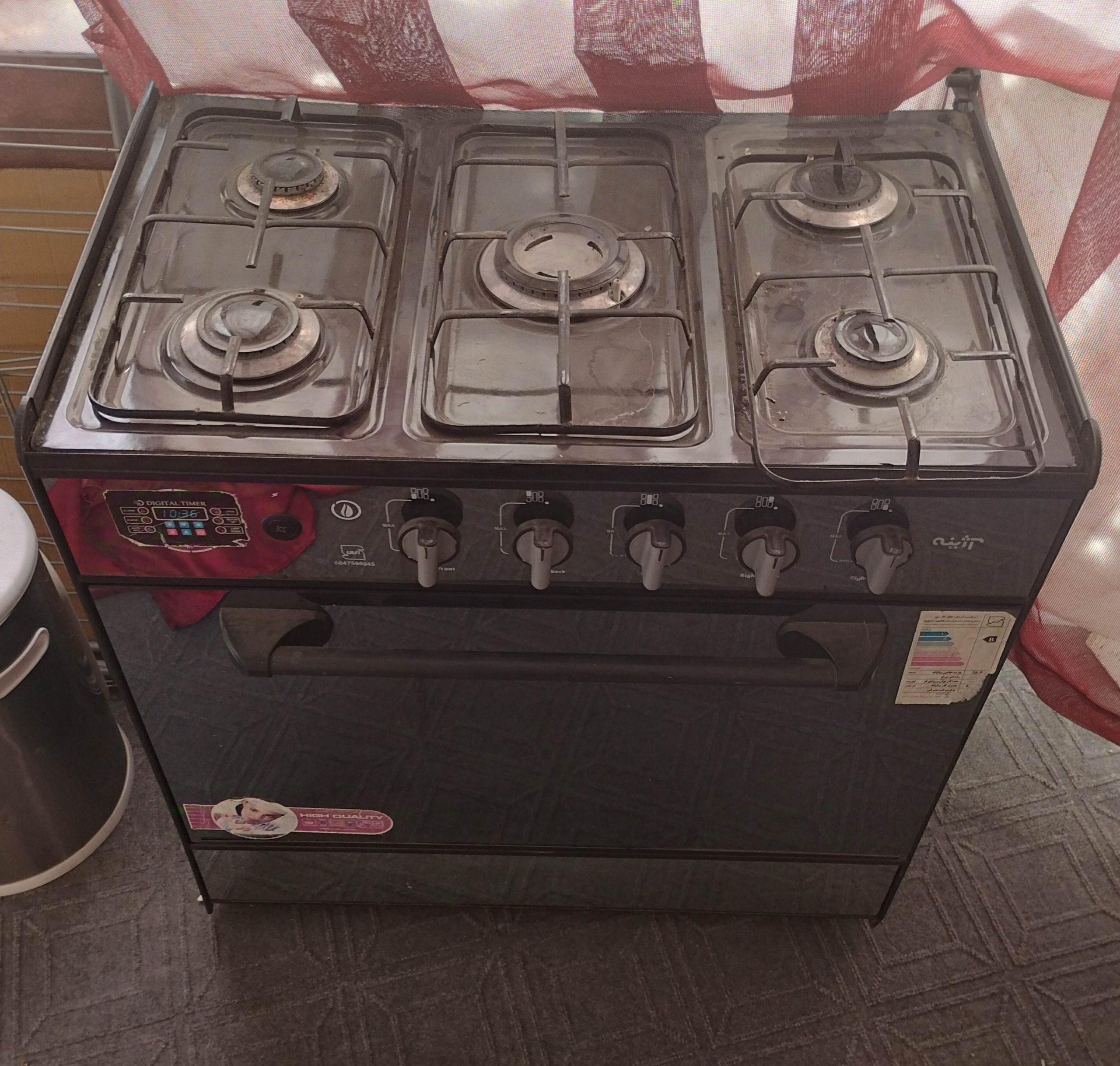  اجاق گاز در حد نو