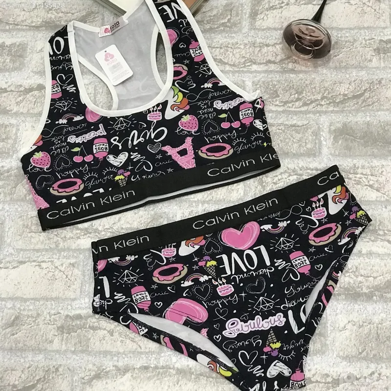 نیم تنه و شورت