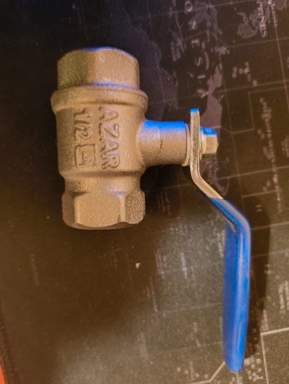 شیر آذر برنجی مدل 116A سایز 1/2