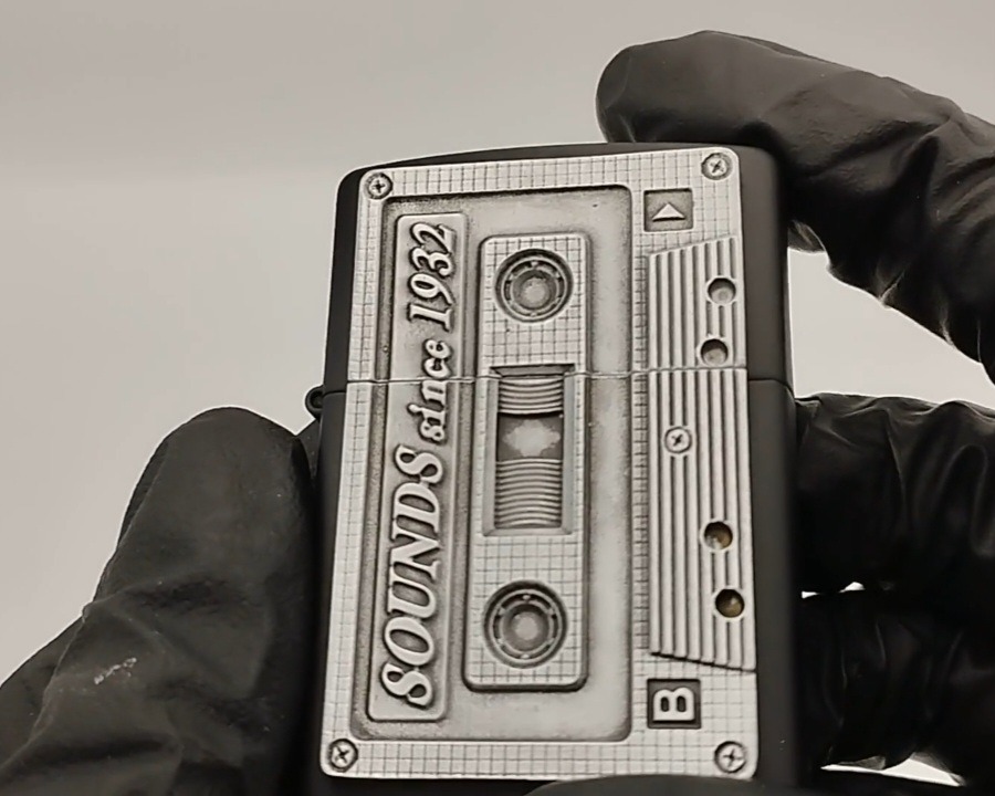 فندک زیپو مدل نوارکاست