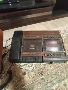 تلفن-رادیو-ساعت