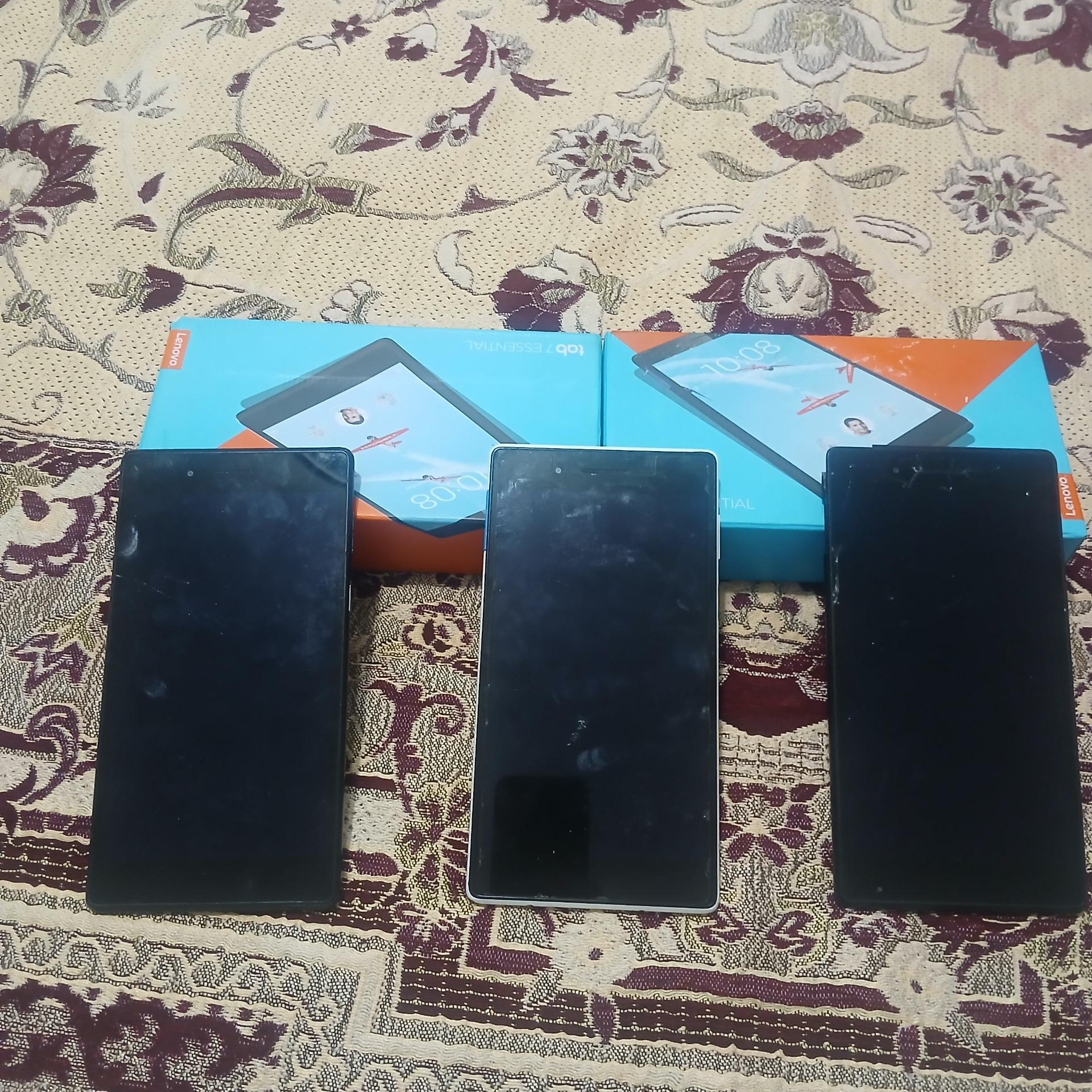 تبلت لنوو سه عدد