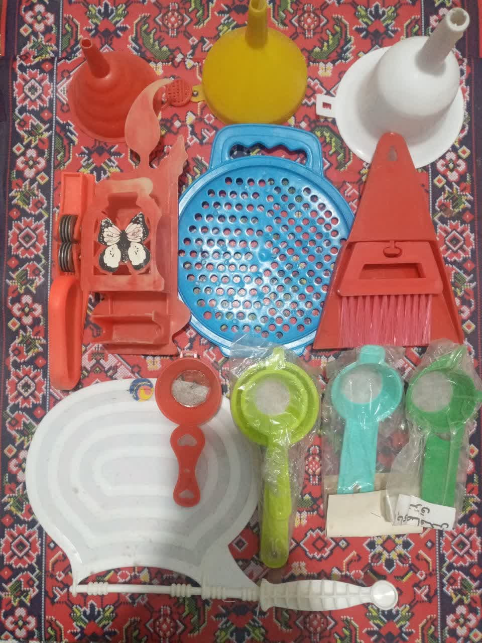 مجموعه 13 عددی وسایل قدیمی آشپزخانه(توضیحات)