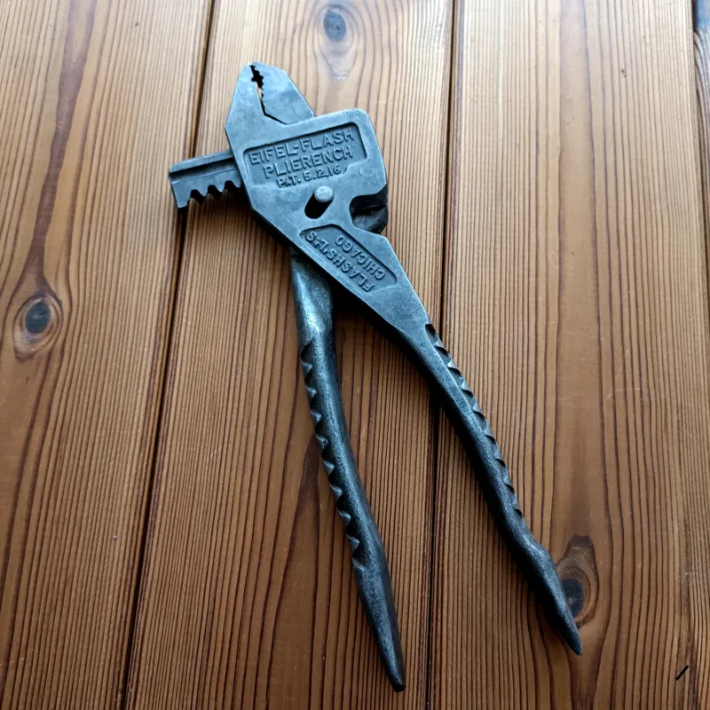 انبر نظامی عتیقه چندکاره آنتیک آمریکایی  چند حالته