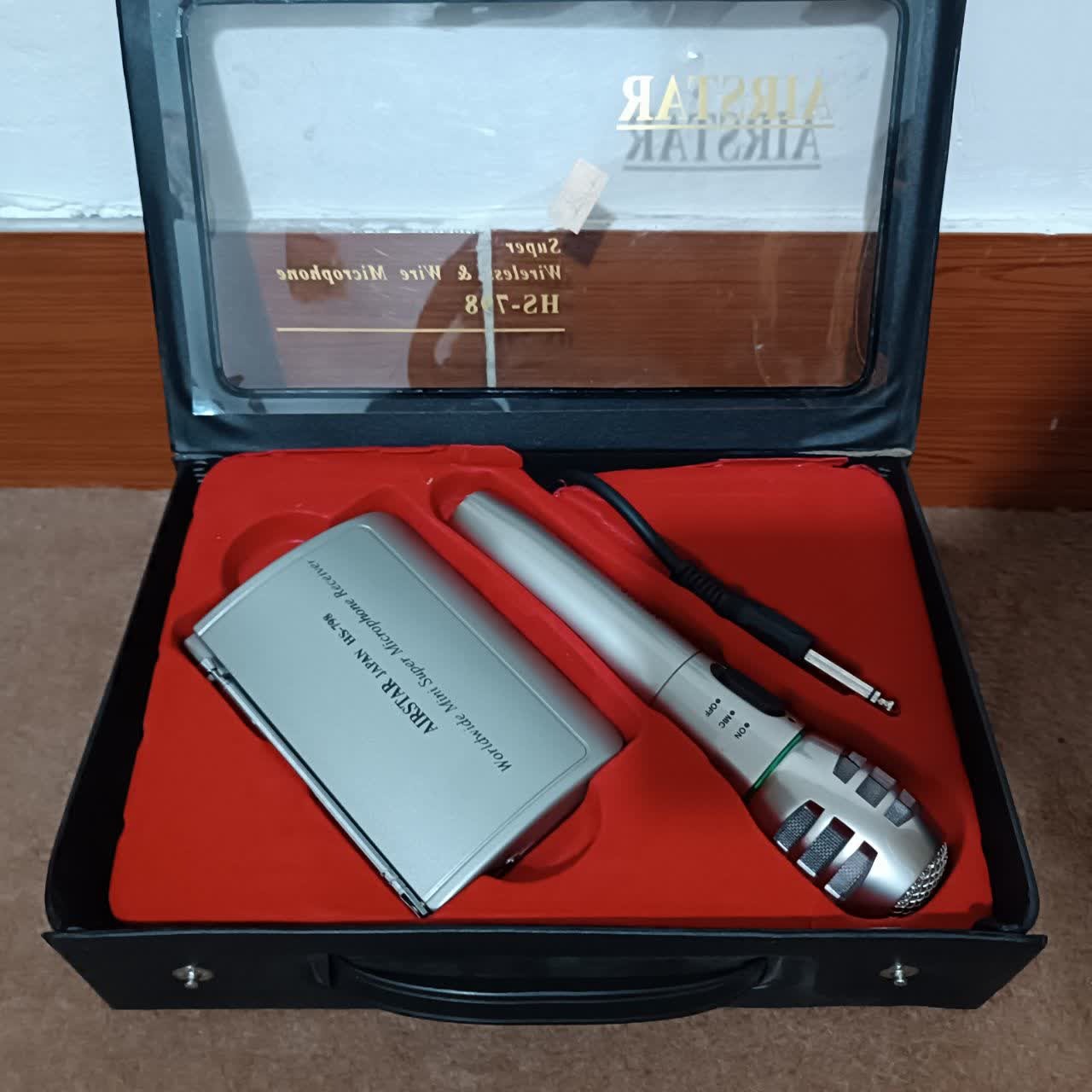 میکروفون بیسیم ژاپنی