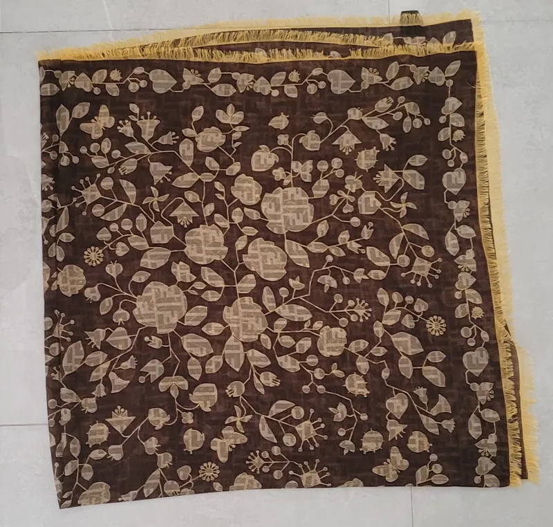 روسری نخی زنانه