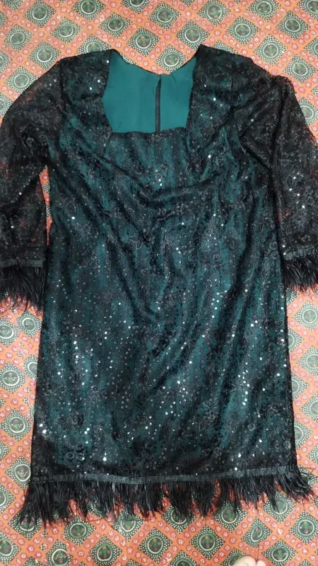 لباس مجلسی زنانه بسیار زیبا  دارای آستار نرم لطیف