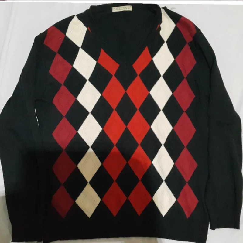 پلیور مردانه خارجی  مدل یقه هشتی    در حد نو